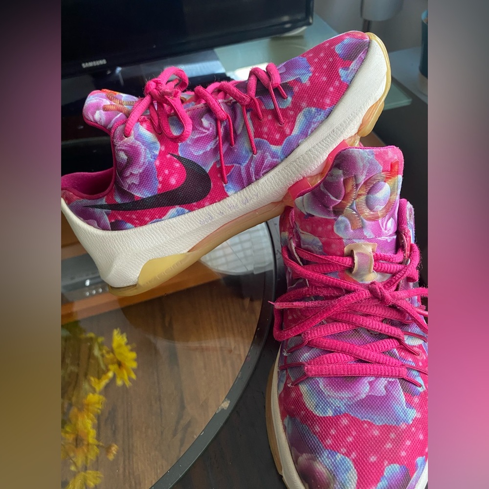 Nike KD 8
Aunt Pearl (GS)